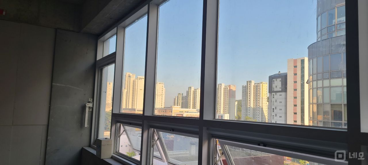 중심상권, 유동인구 많은 보람동 5층 상가 매매 매물의 3번째 사진