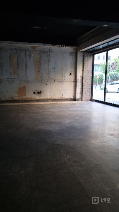 성북세무소 정문앞에있어요. 매물의 9번째 사진