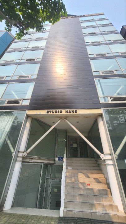 초 역세권 주차 편리하고 깔끔한 오피스텔형 사무실 매물의 7번째 사진