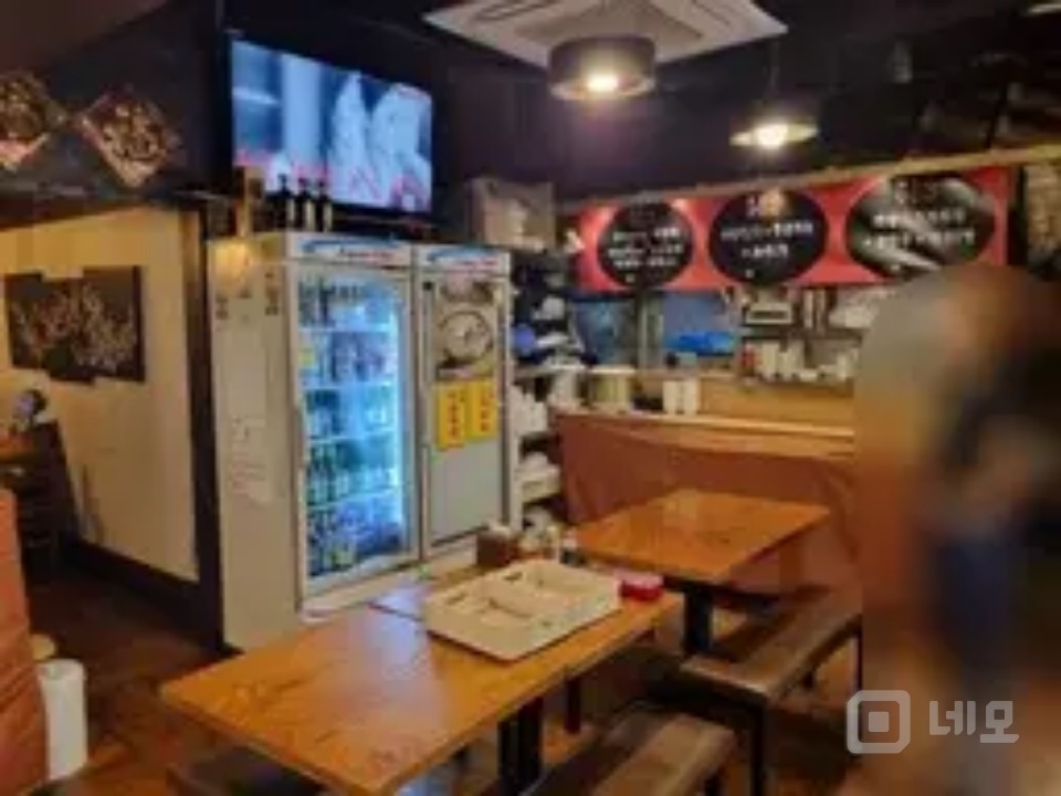 홍대상수역에 위치한 중식당입니다 매물의 1번째 사진