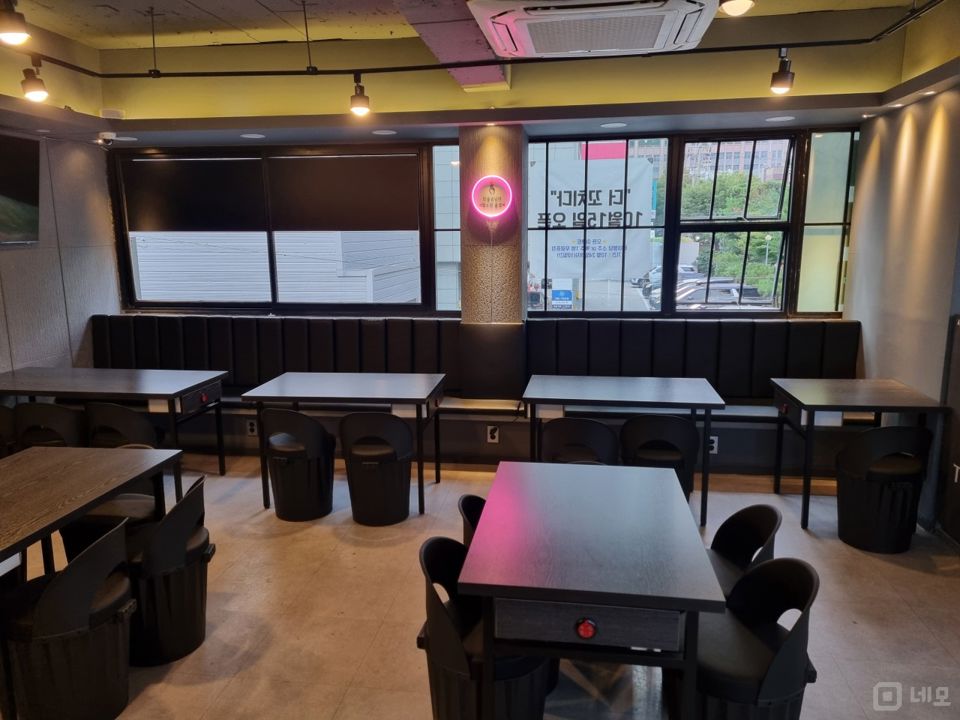 목동 오목교역 초역세권, 깔끔한 인테리어, 주방 시설 완비된 꼬치집 매물의 3번째 사진