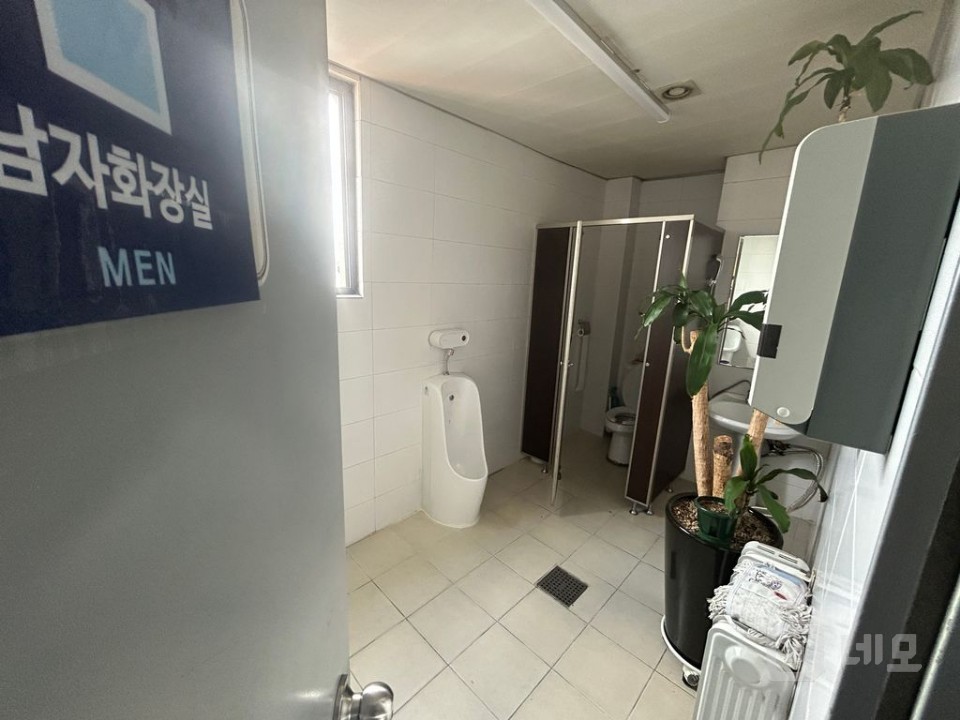 초역세권과 테라스가 있는 깔끔한 건물 6층 매물의 16번째 사진