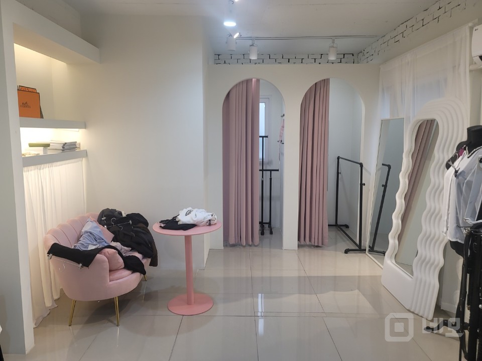 논현초 노출 좋은 상가 임대 매물의 8번째 사진