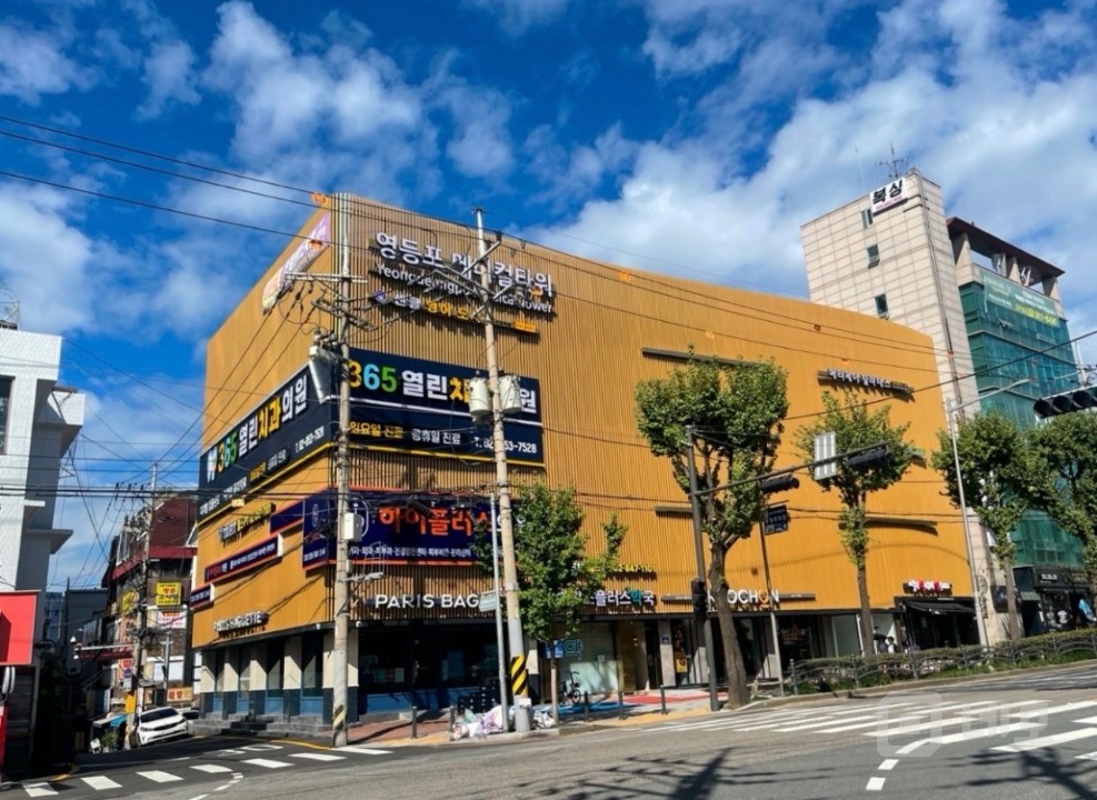 대로변 무권리 병원 100평대 상가입니다 빠르게 계약하세요 매물의 5번째 사진