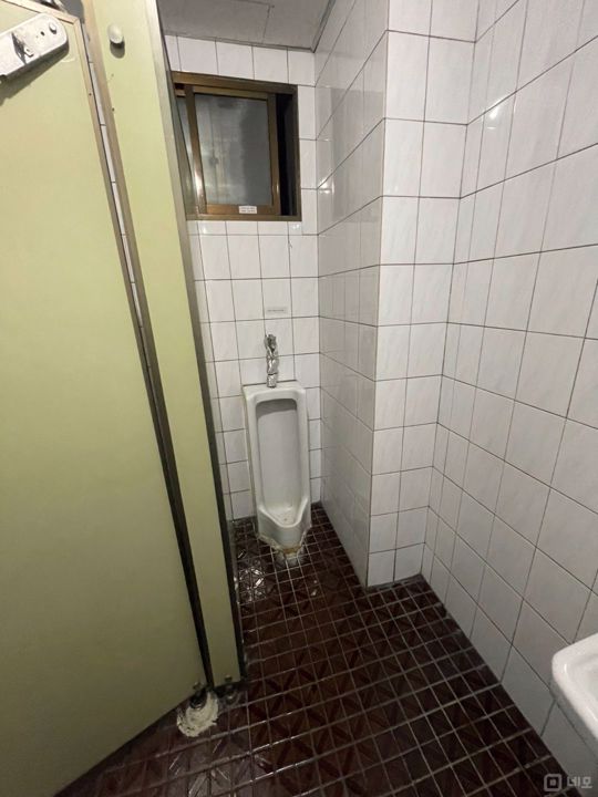 대로변 위치, 주거지 상권의 신림동 상가 매물의 6번째 사진