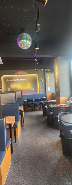 화성시 반송동, 배후수요 풍부한 실내포차 매물의 2번째 사진