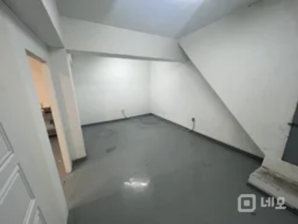 역세권 조용한 상가주택 깨끗하고 넓은 스튜디오 매물의 3번째 사진