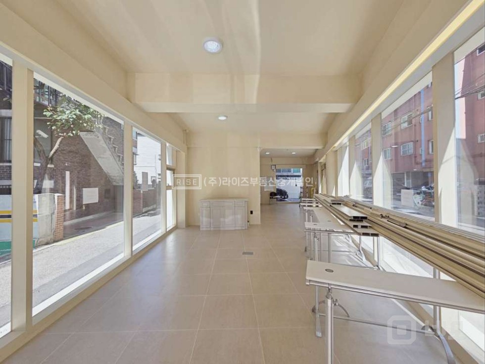 RISE 망원 1층 무권리 신축 매물의 2번째 사진