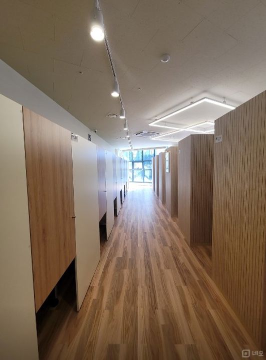 망월동 주목도 높은 코너상가 스터디 카페 매물의 2번째 사진