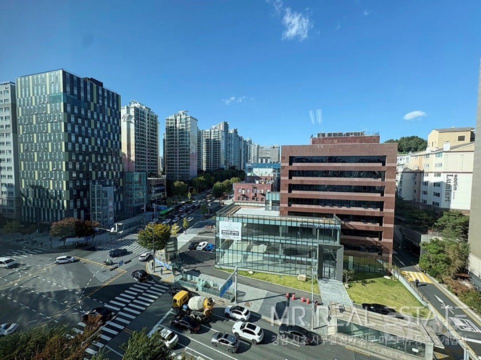 삼성중앙역 1분 대형건물 소형ACE인테리어 무료1대 매물의 10번째 사진