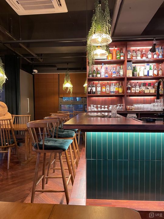 마곡동 발산역 역세권, 고급스러운 인테리어, 입소문 듣고 찾아오는 바 매물의 4번째 사진