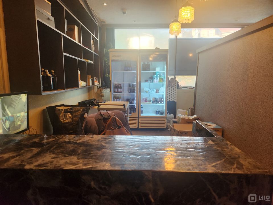 연수구 동춘동, 깔끔한 인테리어 완비된 BAR 매물의 7번째 사진