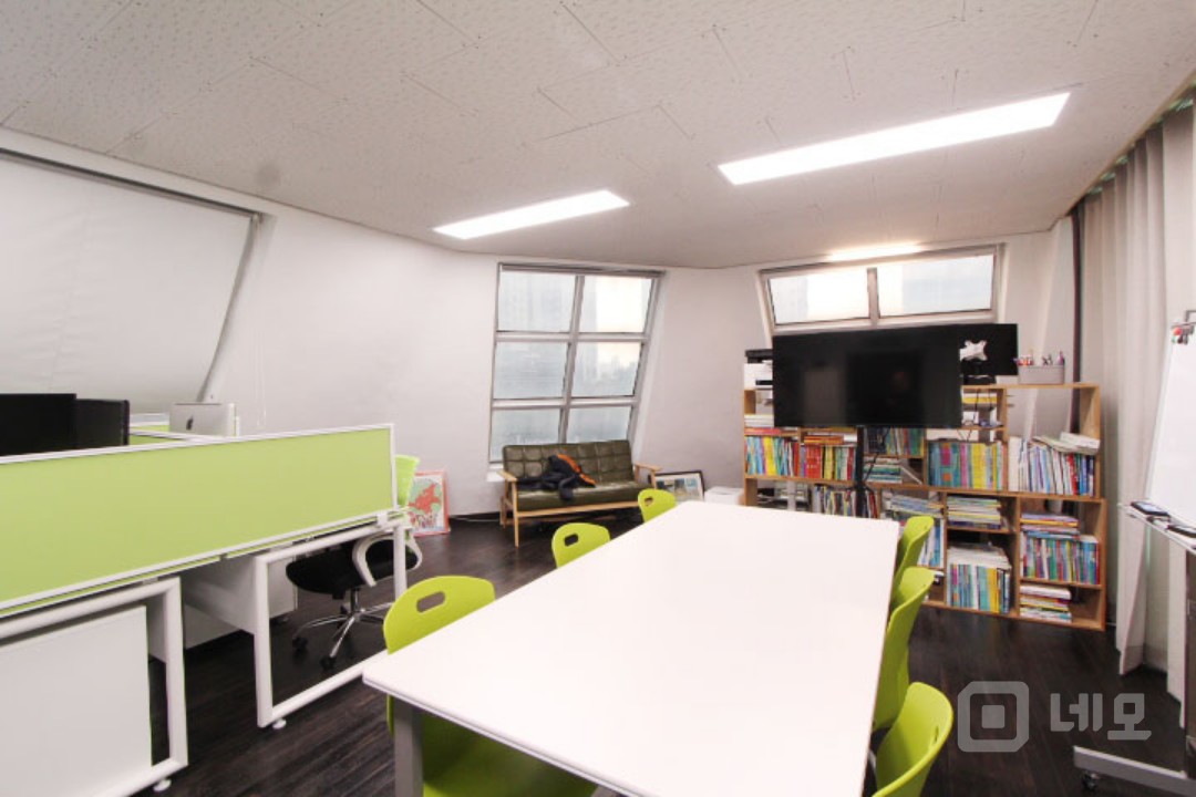 ● 역세권 소형사무실 !!  월세 100미만 주차가능한곳 매물의 3번째 사진