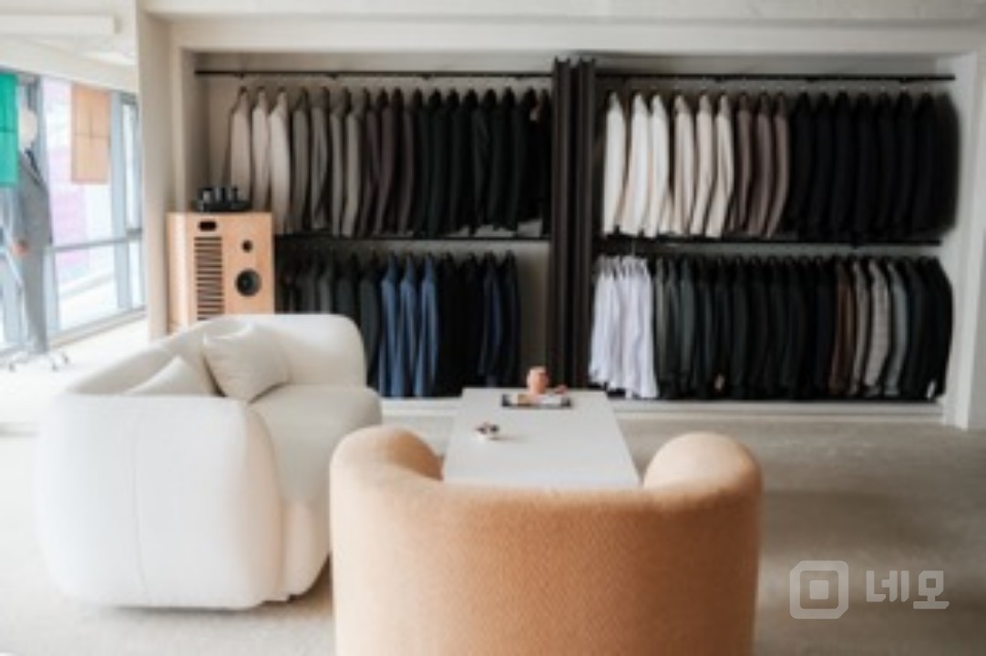 청담사거리 학동사거리 인테리어 잘되어있는 청담동 상가사무실 매물의 3번째 사진