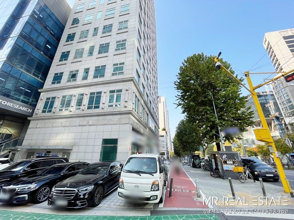 양재역5분.더블역세권.대로변.내외관ACE. 매물의 21번째 사진