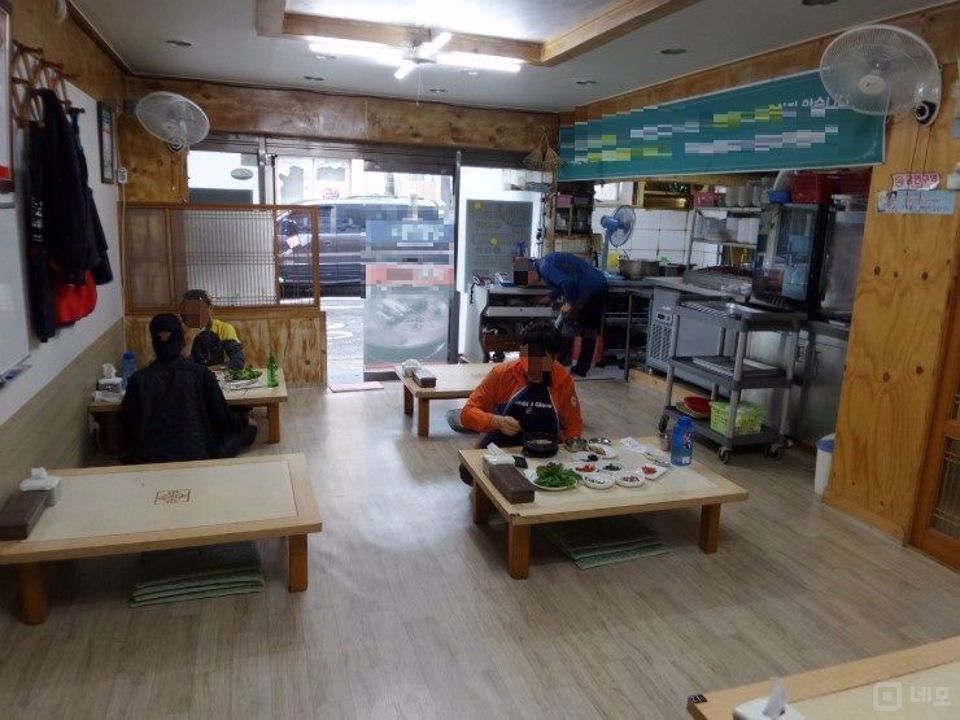 연제구에 있는 한식점 임대 매물입니다 매물의 4번째 사진