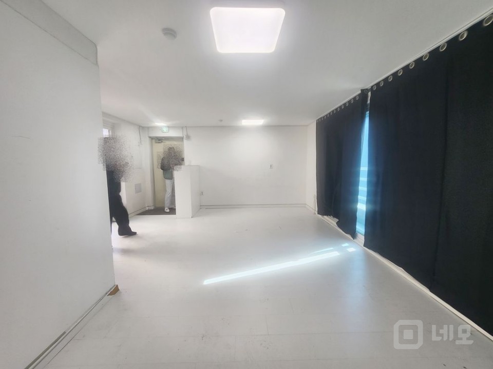 ✔ 채광만점 더블테라스 매물의 3번째 사진