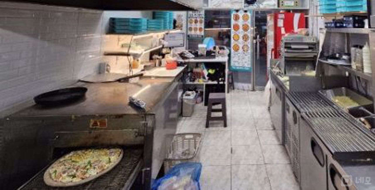 양도양수, 단골고객 많은 가산동 피자집 매물의 2번째 사진