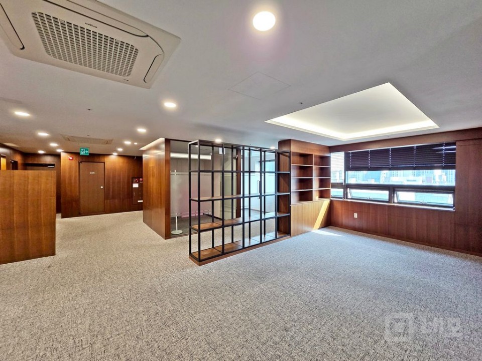 테헤란로 인테리어 사무실 대박 매물의 1번째 사진