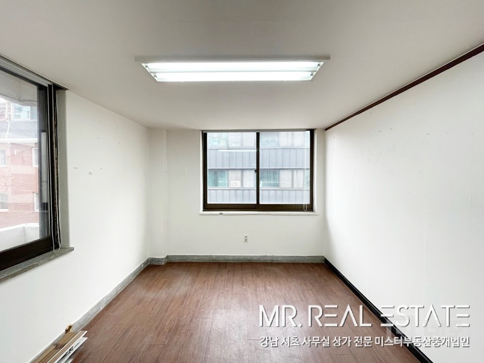 개나리아파트 사거리 가격대비 넓은 사무실 사진있음 매물의 5번째 사진