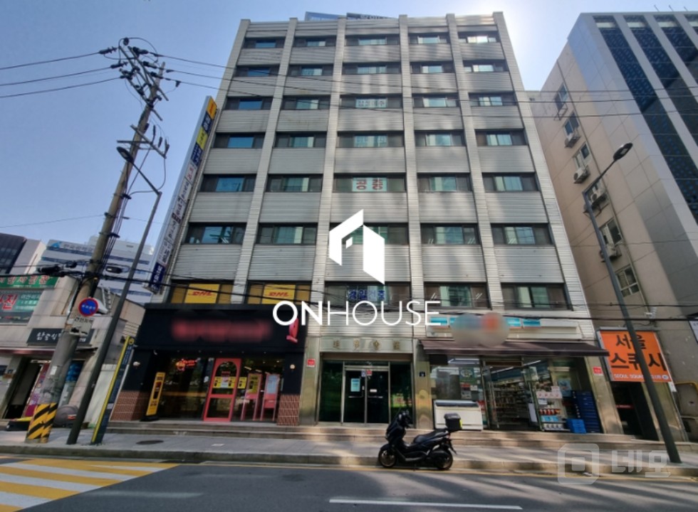 광화문~종각역 초역세권 하나남은 사무실 매물의 1번째 사진