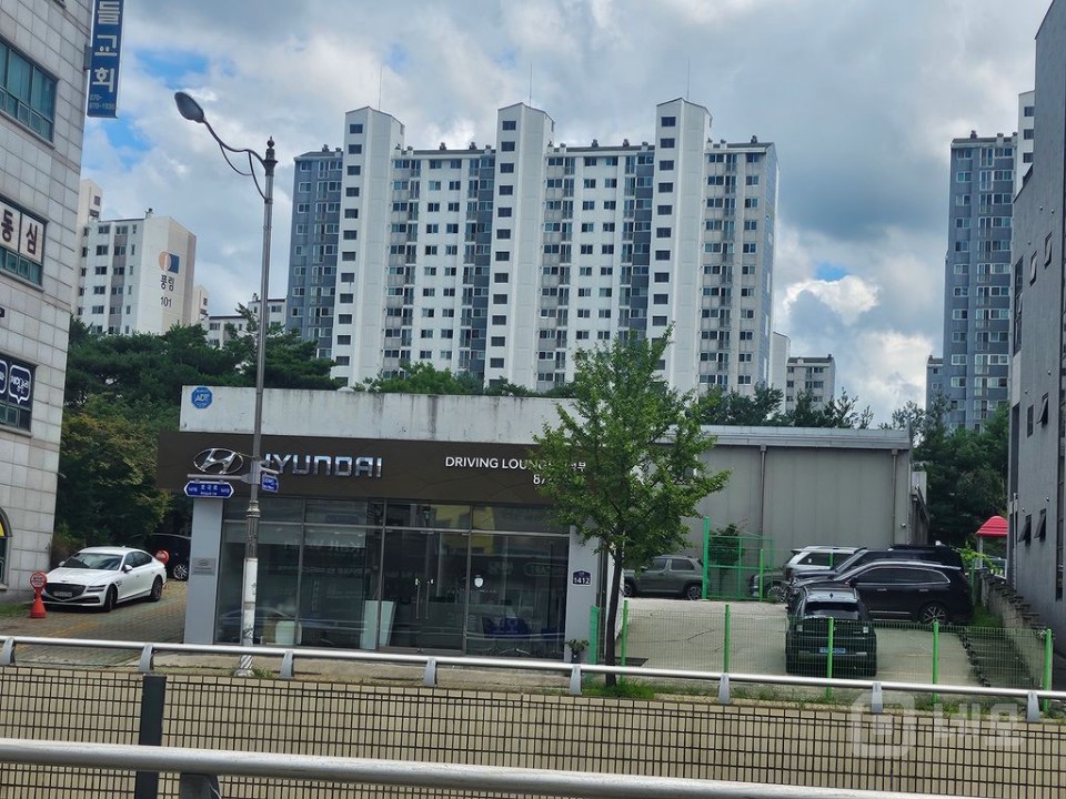 현대자동차의정부시승센타 이전으로 임대 합니다. 매물의 9번째 사진