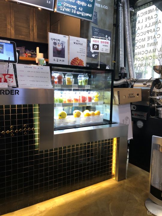 내수동 광화문역 역세권, 깔끔한 인테리어, 단골고객 많은 카페 매물의 4번째 사진