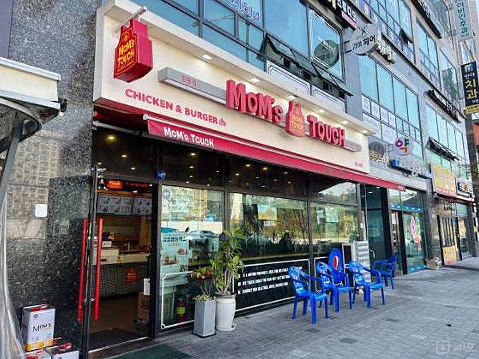 항동 전수양도 가능한 패스트푸드점 매물의 8번째 사진