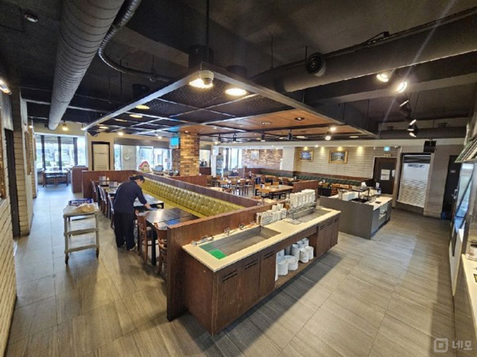 인테리어 완비된 매출이 안정적인 대형 평수 암사동 상가 매물의 9번째 사진