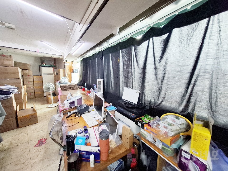🏢 동대문역 2분! 넓은 소형 창고·사무실 추천📦 매물의 3번째 사진