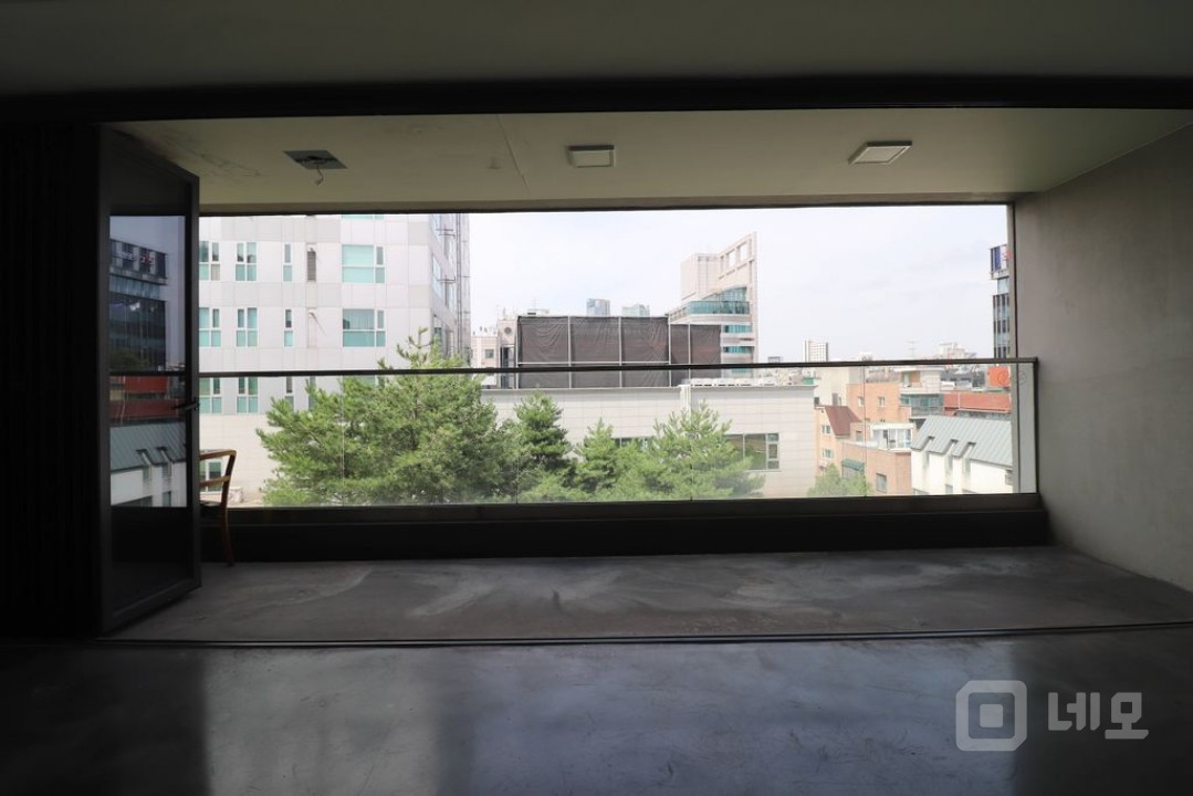 환상적인 초록뷰를 품은 홍대 상수 사무실(주차/엘베) 매물의 5번째 사진