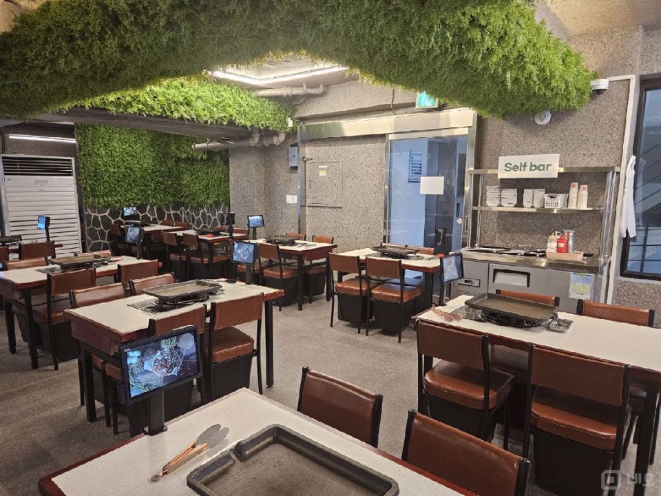 강남역 메인상권 오리구이 전문점 매물의 1번째 사진