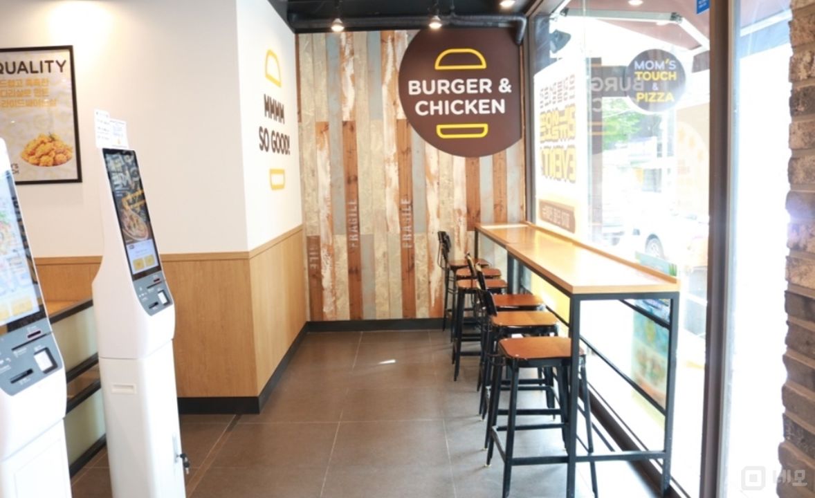 접근성 좋은 도로변 1층, 불광동 패스트푸드 매장 매물의 1번째 사진