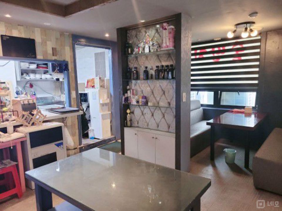 은평구 대조동 대로변 위치좋은 2층 주류점 매물의 2번째 사진