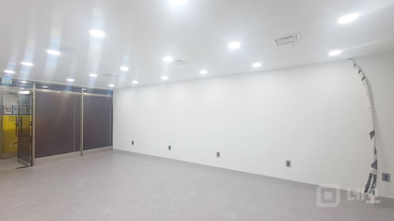 🏬 [노고산동 2층] 신촌역 도보 상가, 소규모 창업에 딱!🔥 매물의 4번째 사진