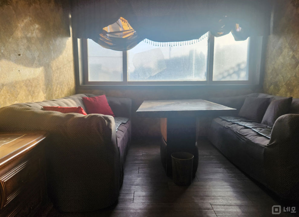 연수구 동춘동, 깔끔한 인테리어 완비된 BAR 매물의 5번째 사진