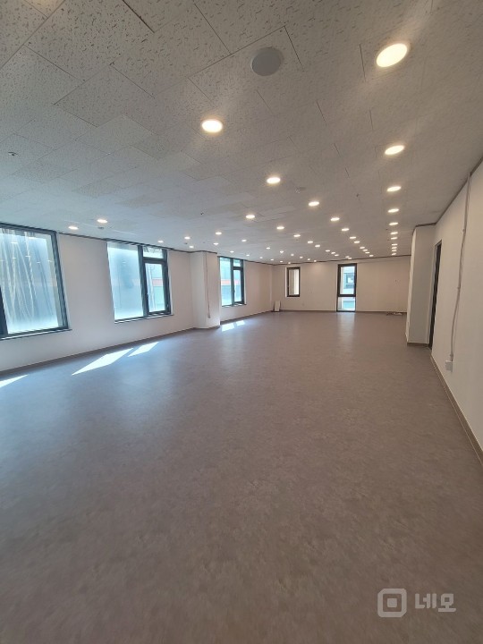 실면적32.5 피부샾. 병의원. 샾 매물의 5번째 사진