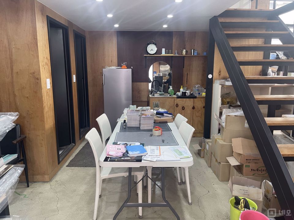서교동 역세권, 다양하게 이용 가능한 이색카페 매물의 4번째 사진