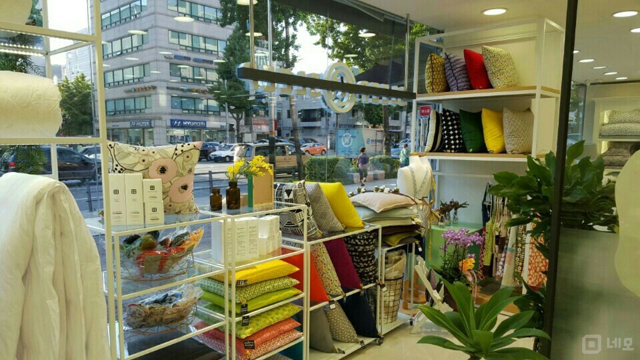 초역세권, 대로변 위치해 유입 고객 많은 연신내역 침구 전문점 매물의 3번째 사진