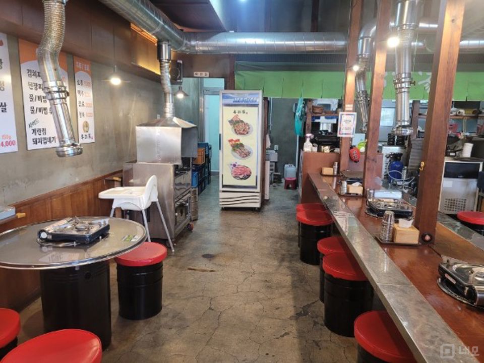 시설집기 포함, 인테리어 완비된 구의동 고깃집 매물의 4번째 사진