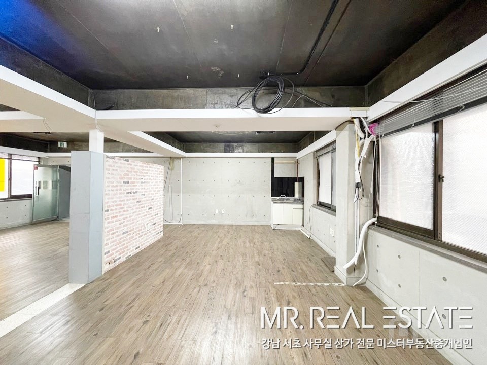 개나리아파트 사거리 가격대비 넓은 사무실 사진있음 매물의 10번째 사진