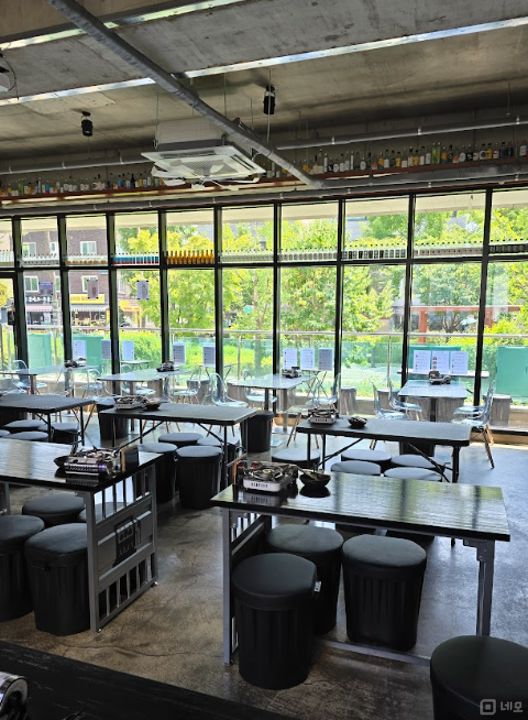 마포구 신수동 접근성좋은 1층 상가 임대 매물의 3번째 사진