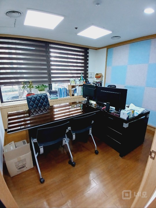 신논현역 도보 4분, 넓은 사무실 (근린생활시설) 매물의 8번째 사진
