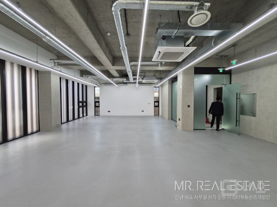 ★신축통사옥.주차8대.가성비왕.루프탑전경맛집.호텔급★ 매물의 11번째 사진