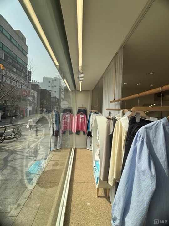 대학가상권 인테리어 완비된 동선동1가 1층 상가 매물의 8번째 사진