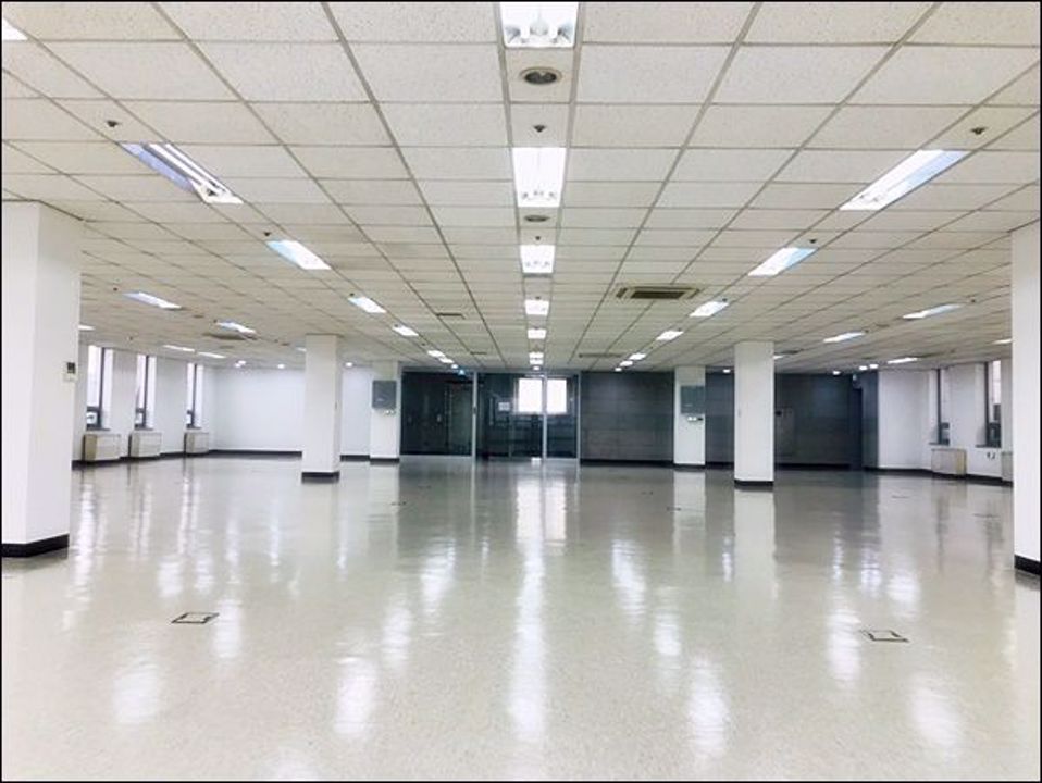 ●학동역 10번 출구 도보 2분 이내 위치! 내부 매우 깨끗합니다 ! 매물의 6번째 사진