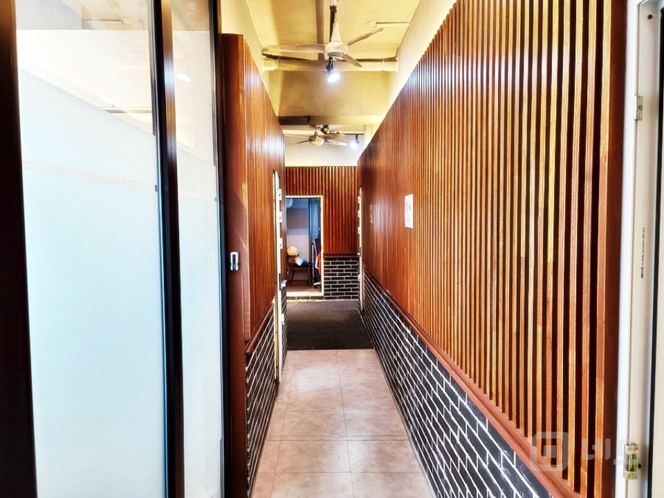 JS 지정 주차 2대 방음시설 완비 녹음실 임대 매물의 5번째 사진