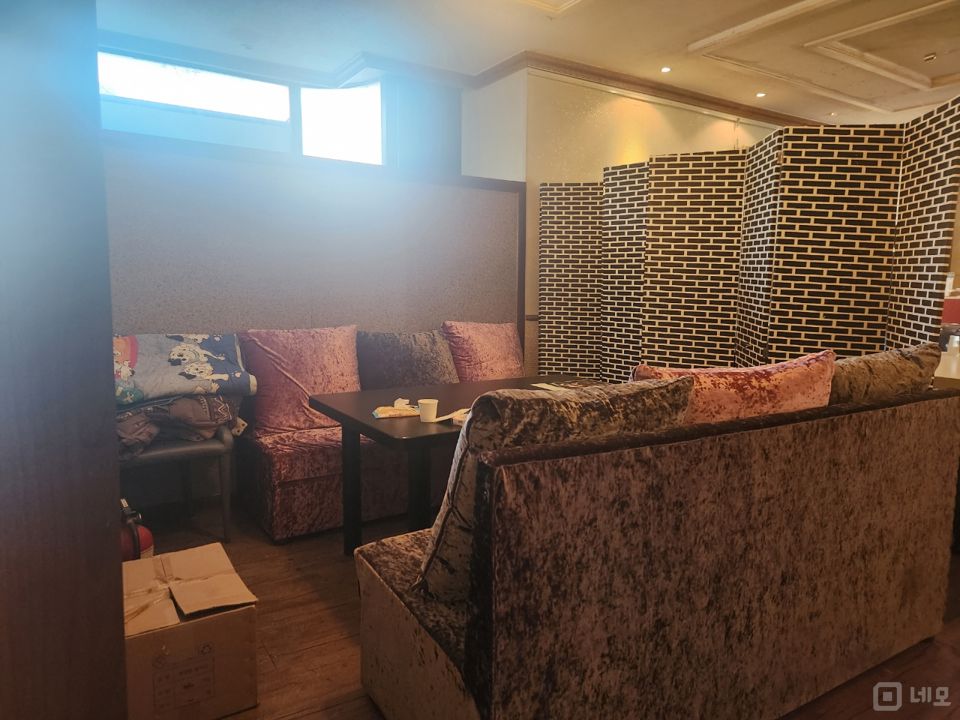 연수구 동춘동, 깔끔한 인테리어 완비된 BAR 매물의 2번째 사진