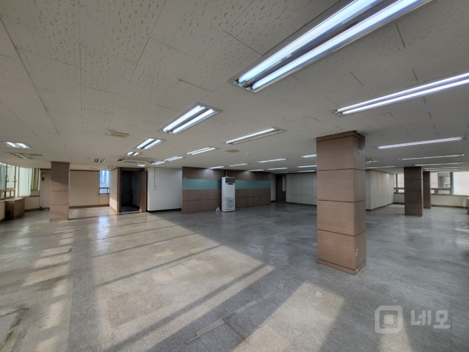 테헤란로 중심, 합리적인 임대료,강남역 도보5분 매물의 2번째 사진