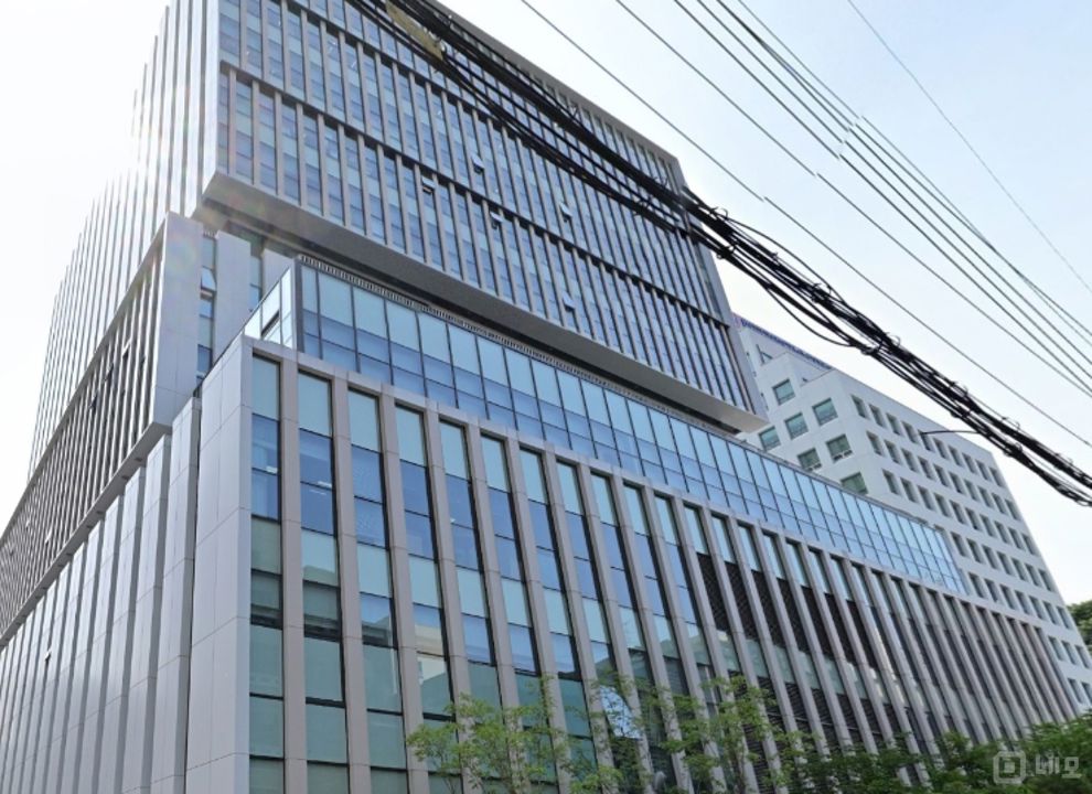 강남구 역삼동 즉시 입주 가능한 고층 사무실 매물의 5번째 사진